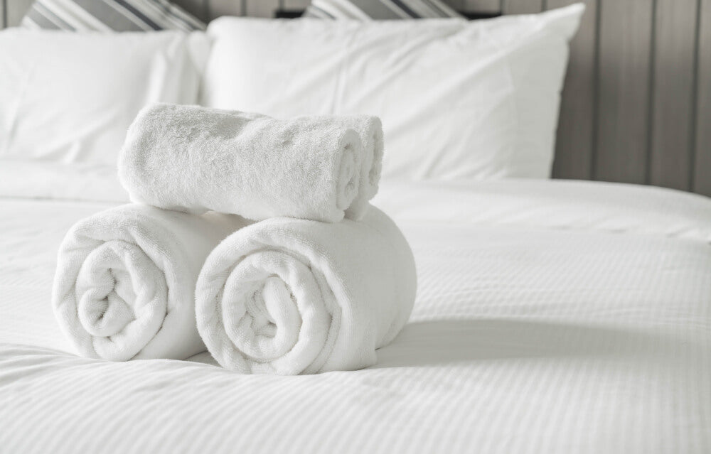 Hotel Housekeeping Secrets for Fresh Linens
